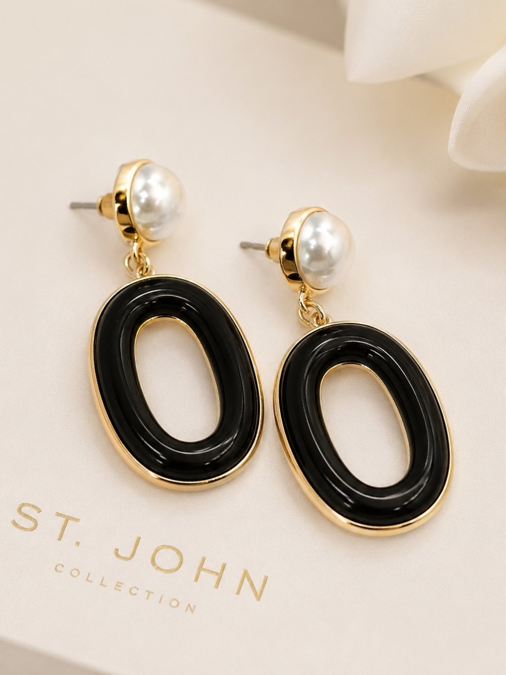St. John Black and Gold Pearl Drop Oval Earrings